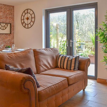 River Lodge Annexe Rhondda Bagian luar foto