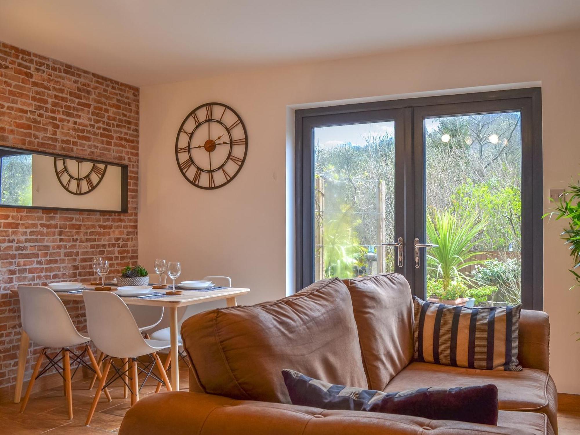 River Lodge Annexe Rhondda Bagian luar foto